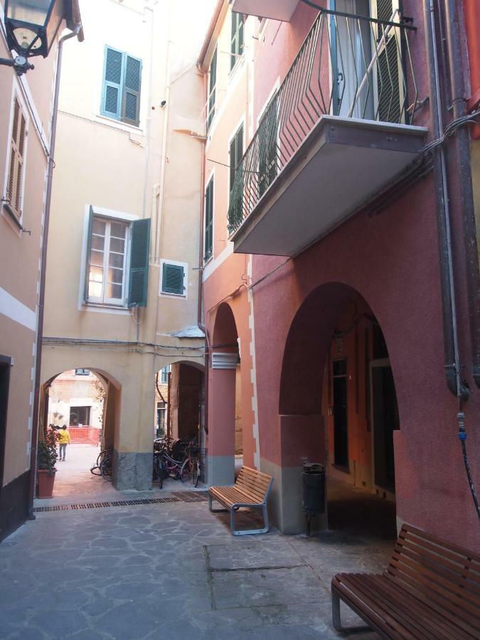 Da Benedetta Hotell Monterosso al Mare Exteriör bild